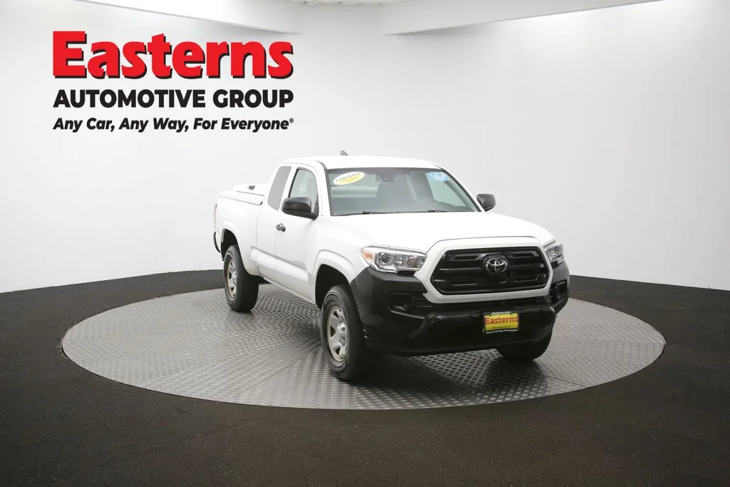 Used 2019 White Toyota SR image 47