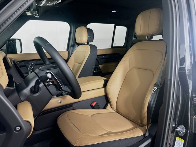 2026 Land Rover Defender V8 - Photo 21