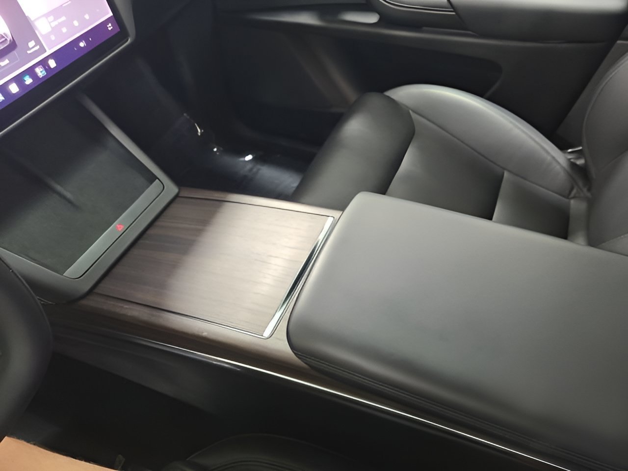 2023 Tesla Model X Long Range - Photo 28