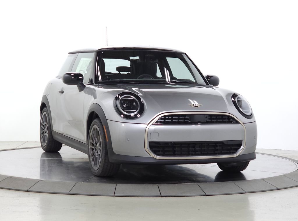 2026 MINI Hardtop's photo