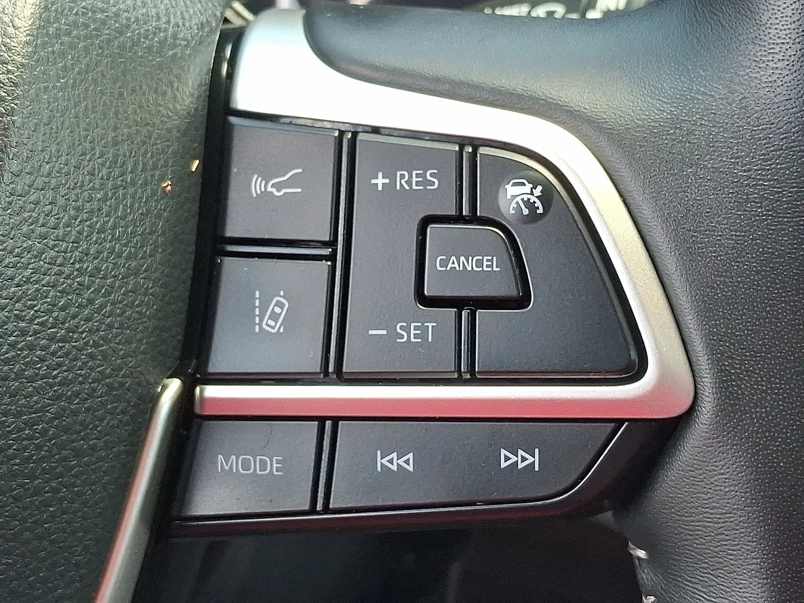 Used 2025 Magnetic Gray Metallic - 1G3 Toyota LE image 22