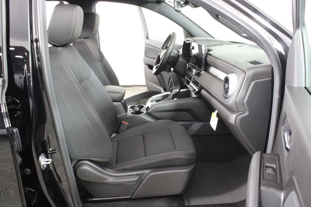 2026 Chevrolet Colorado LT - Photo 16