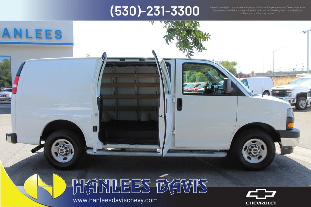 2023 GMC Savana Cargo Work Van - Photo 6