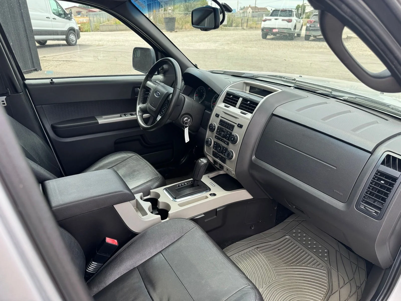 Used 2012 Silver Ford XLT image 23