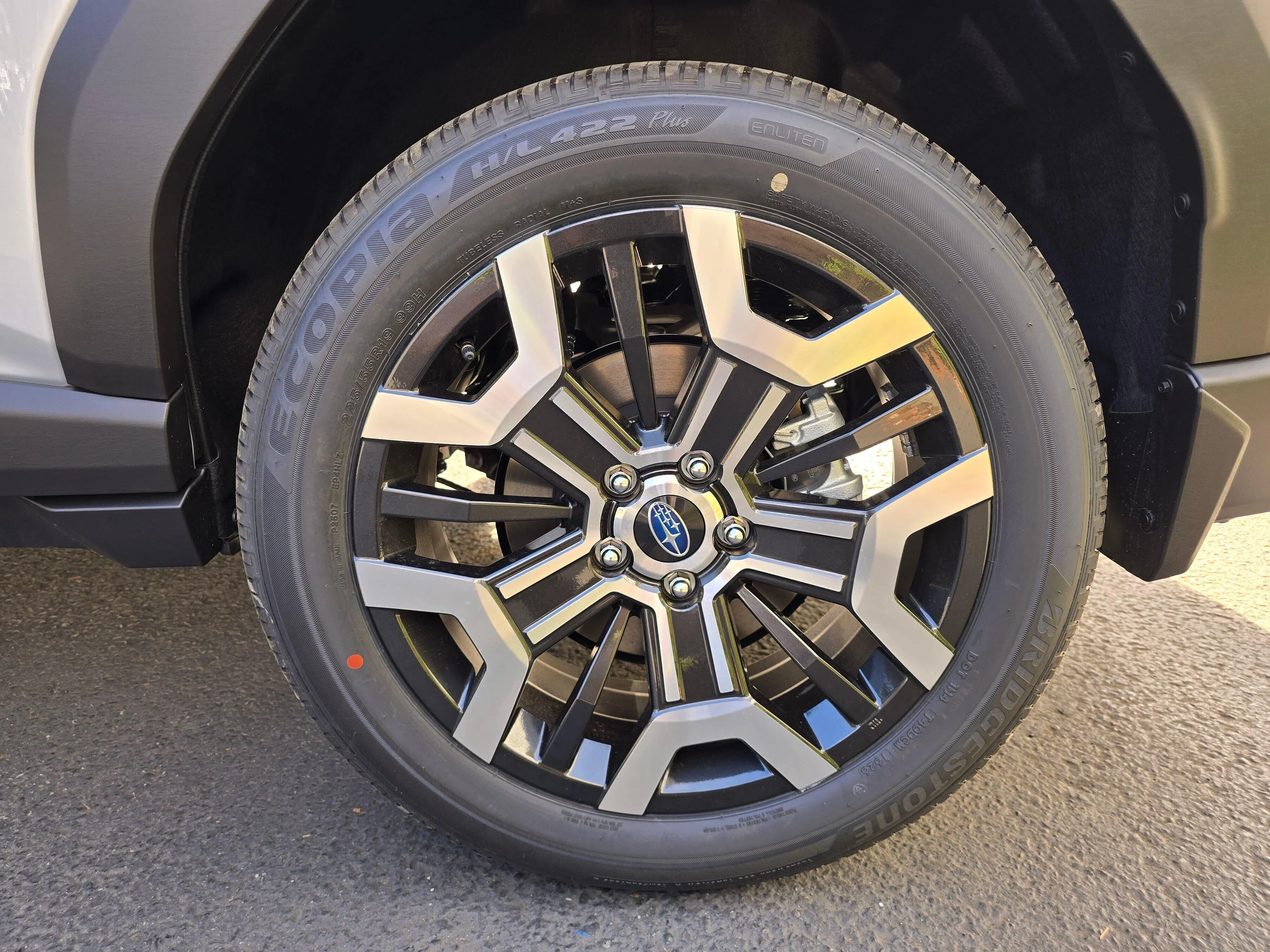 New 2026 ICE SILVER METALLIC Subaru Touring XT image 6