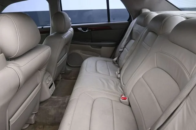 Used 2004 White Lightning Cadillac Base image 19