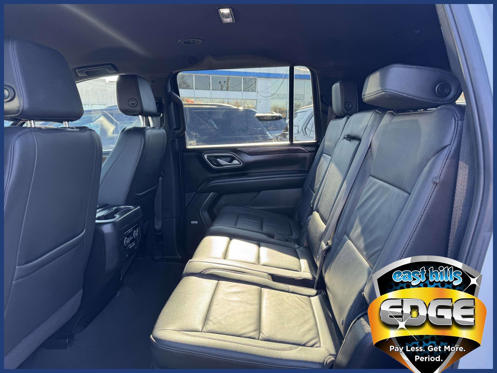 2024 Chevrolet Suburban LT - Photo 10