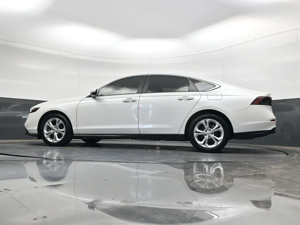 Certified Used 2024 Platinum White Pearl Honda LX image 31