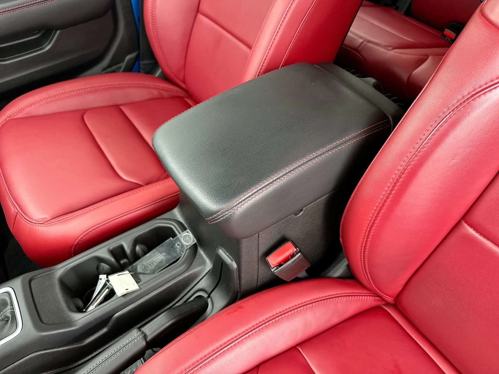 Used 2024 Hydro Blue Pearlcoat Jeep Rubicon 392 image 21