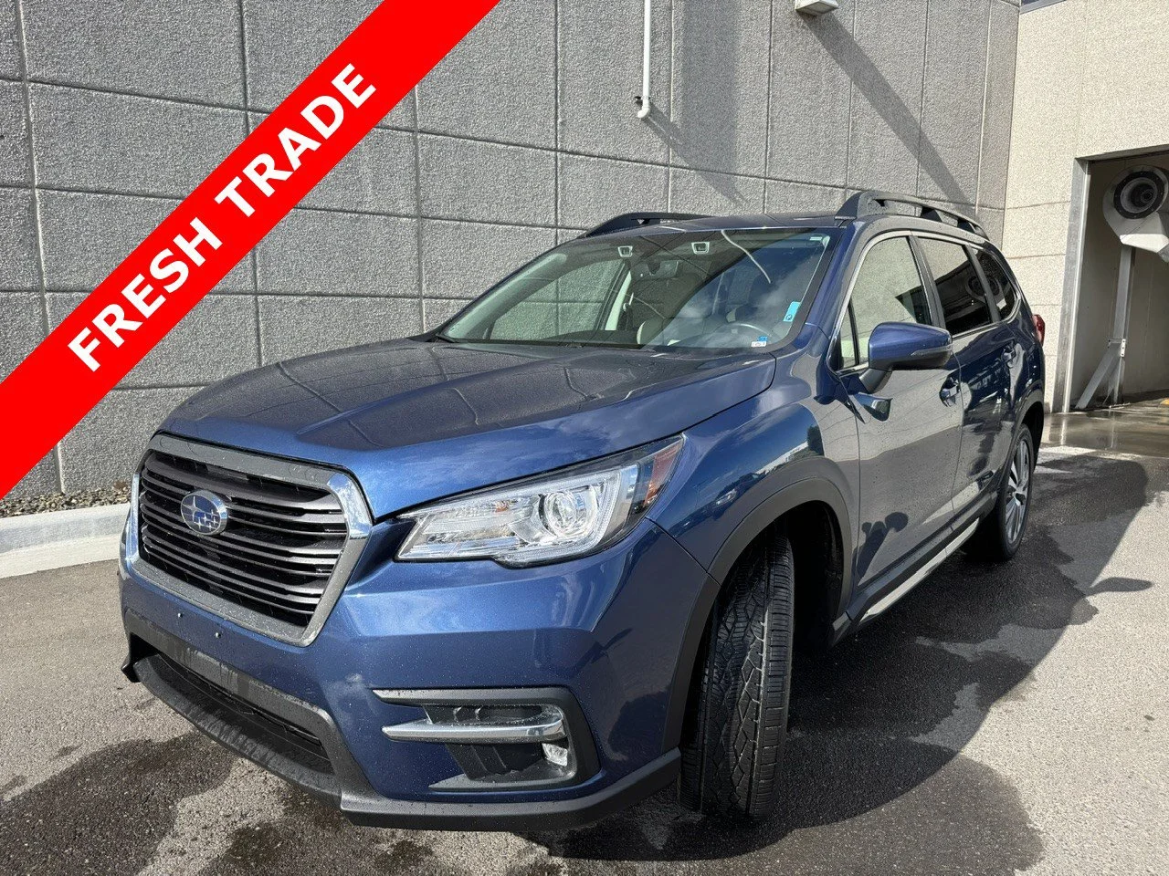2022 Subaru Ascent Limited 7 Passenger's photo