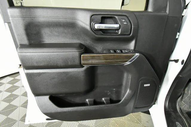 2021 Chevrolet Silverado 1500 RST - Photo 21