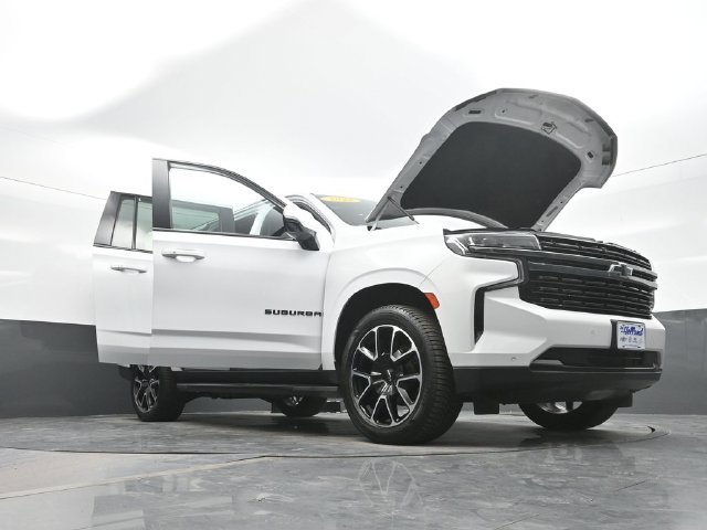 Used 2022 White Chevrolet RST image 32