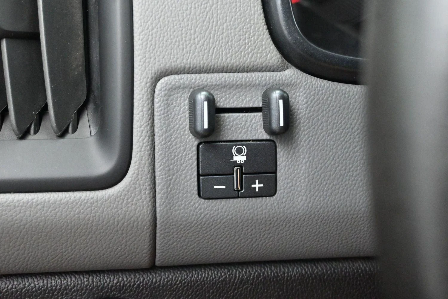Used 2016 Black Chevrolet 2WD LT image 26