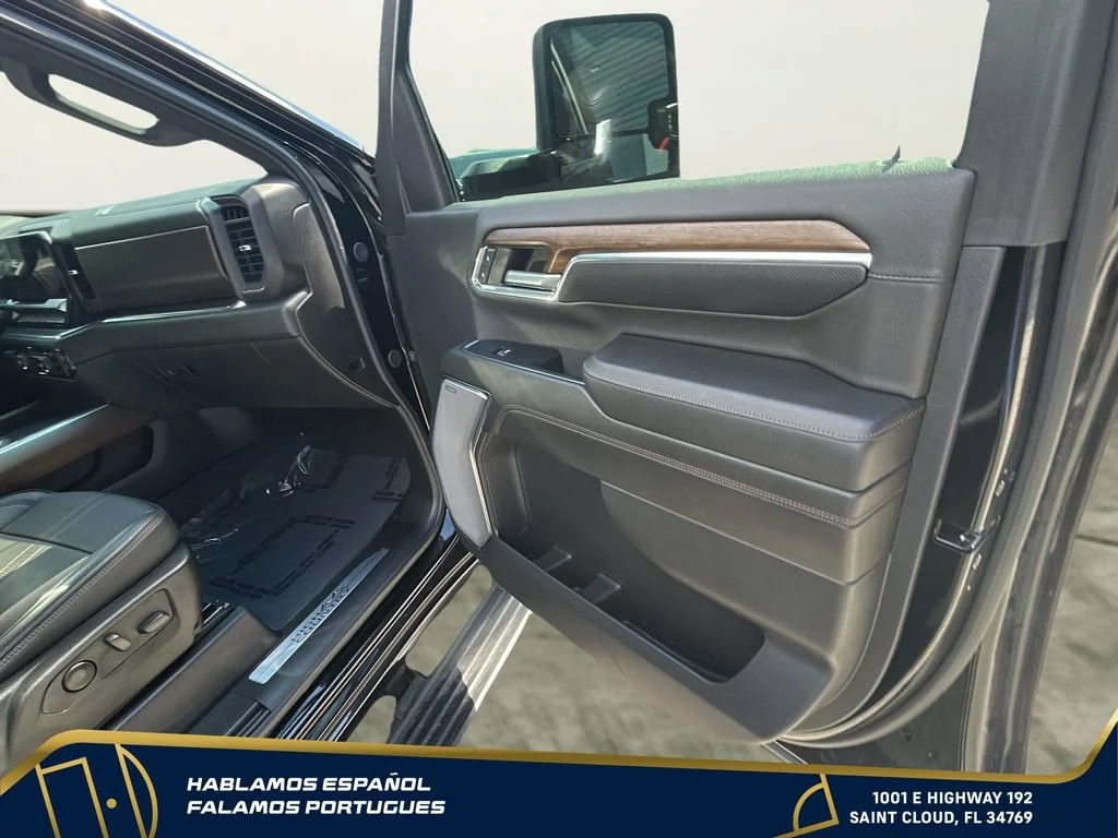 Used 2024 Black Chevrolet High Country image 36