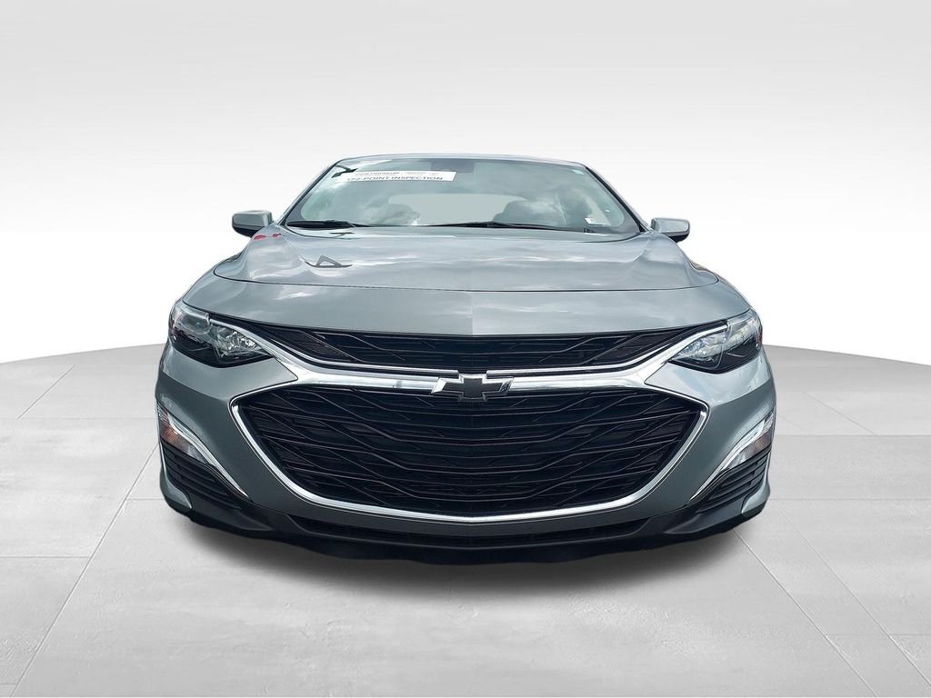Used 2024 Gray Chevrolet RS image 8