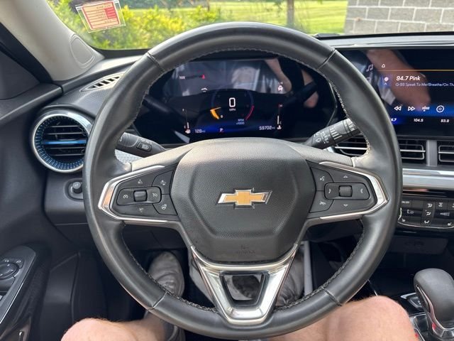 Used 2024 Blue Chevrolet LT image 17
