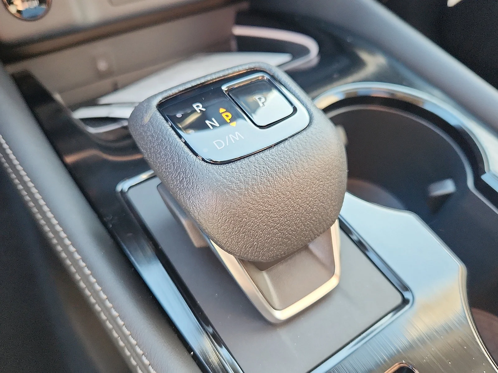 New 2026 Gray Nissan Platinum image 13