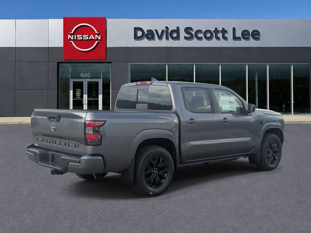 New 2026 Gun Metallic Nissan Crew Cab SV image 7