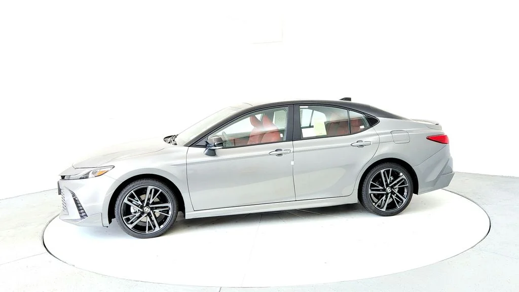 New 2026 Heavy Metal with Midnight Black Metallic roof Toyota XSE image 3
