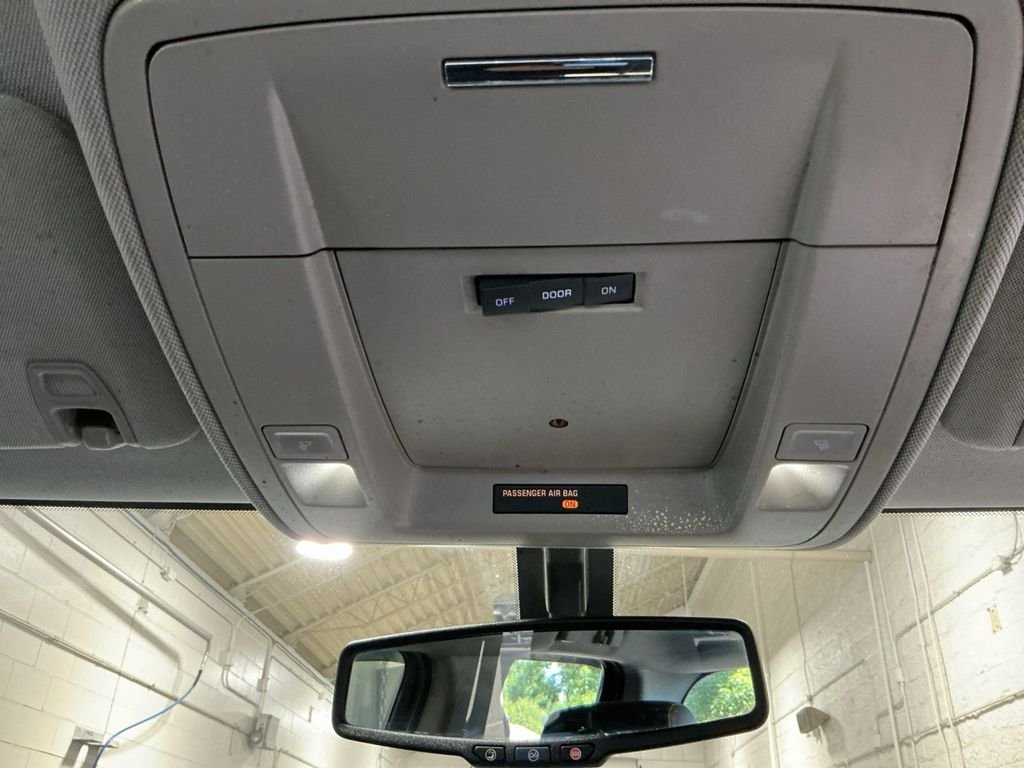 Used 2016 White Chevrolet LT image 29