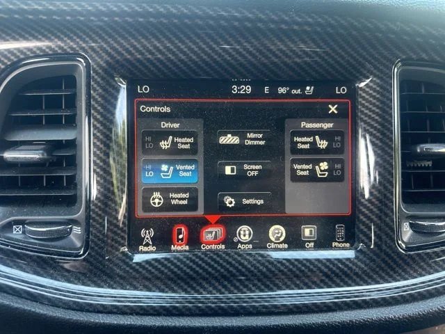 Used 2016 Silver Dodge R/T Scat Pack image 22