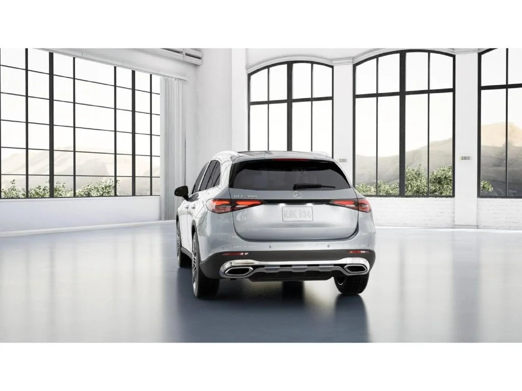 New 2027 Silver Mercedes-Benz GLC 300 image 57