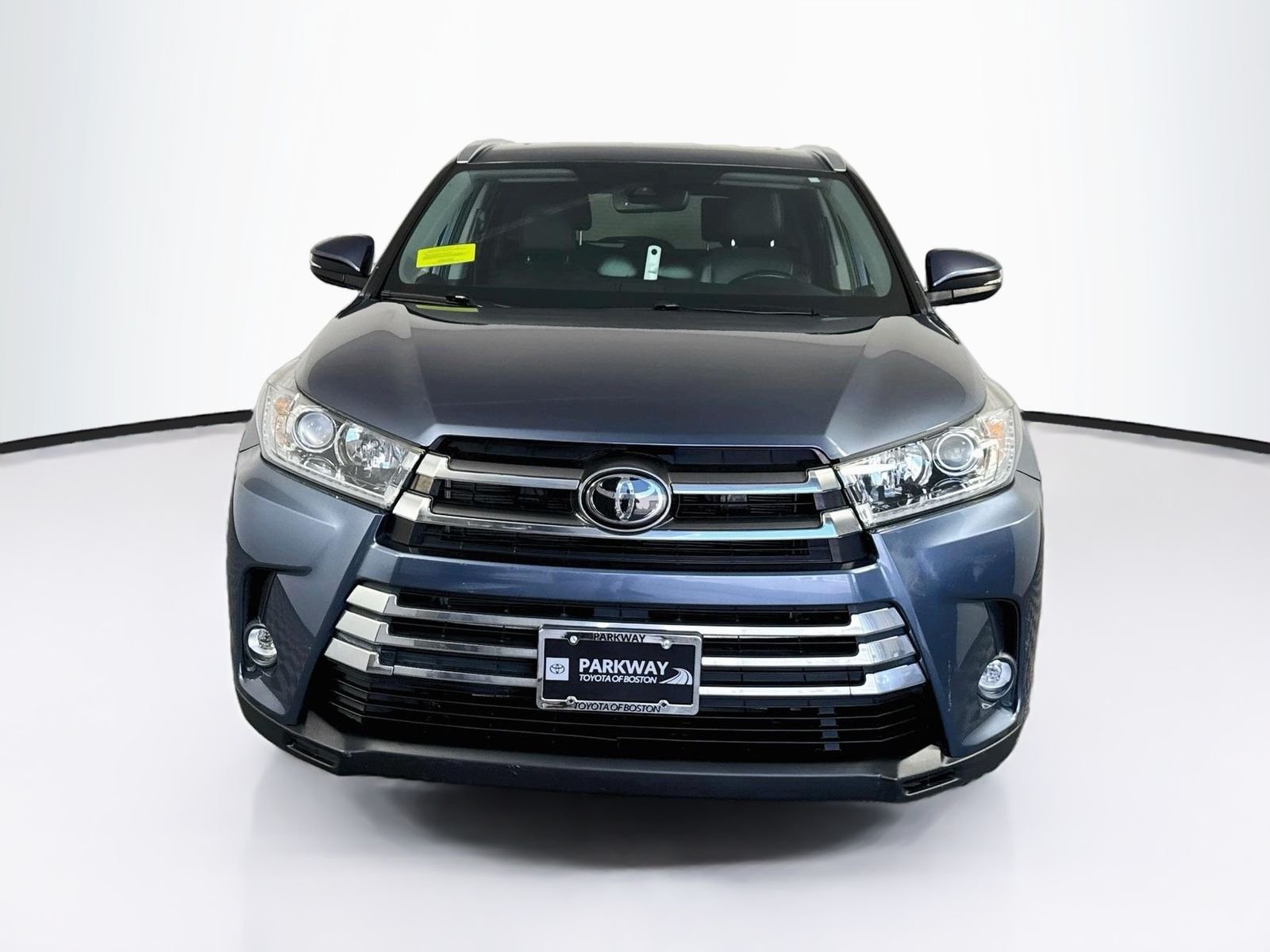 Used 2019 Blue Toyota Limited image 2
