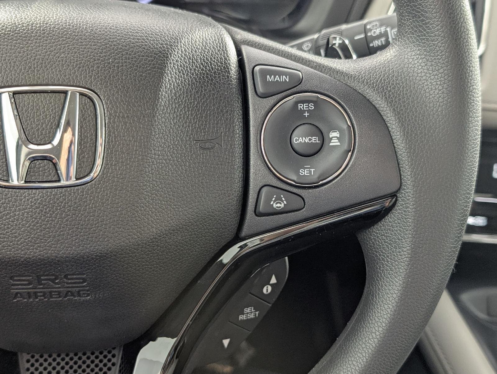 Used 2022 Platinum White Pearl Honda EX image 17