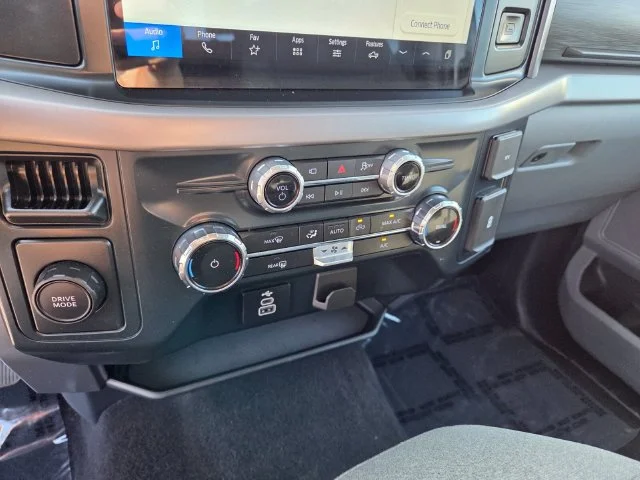 Used 2025 White Ford XLT image 21