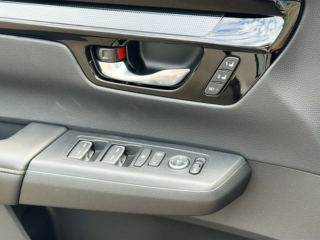 New 2026 Platinum White Pearl Honda Sport Touring image 19