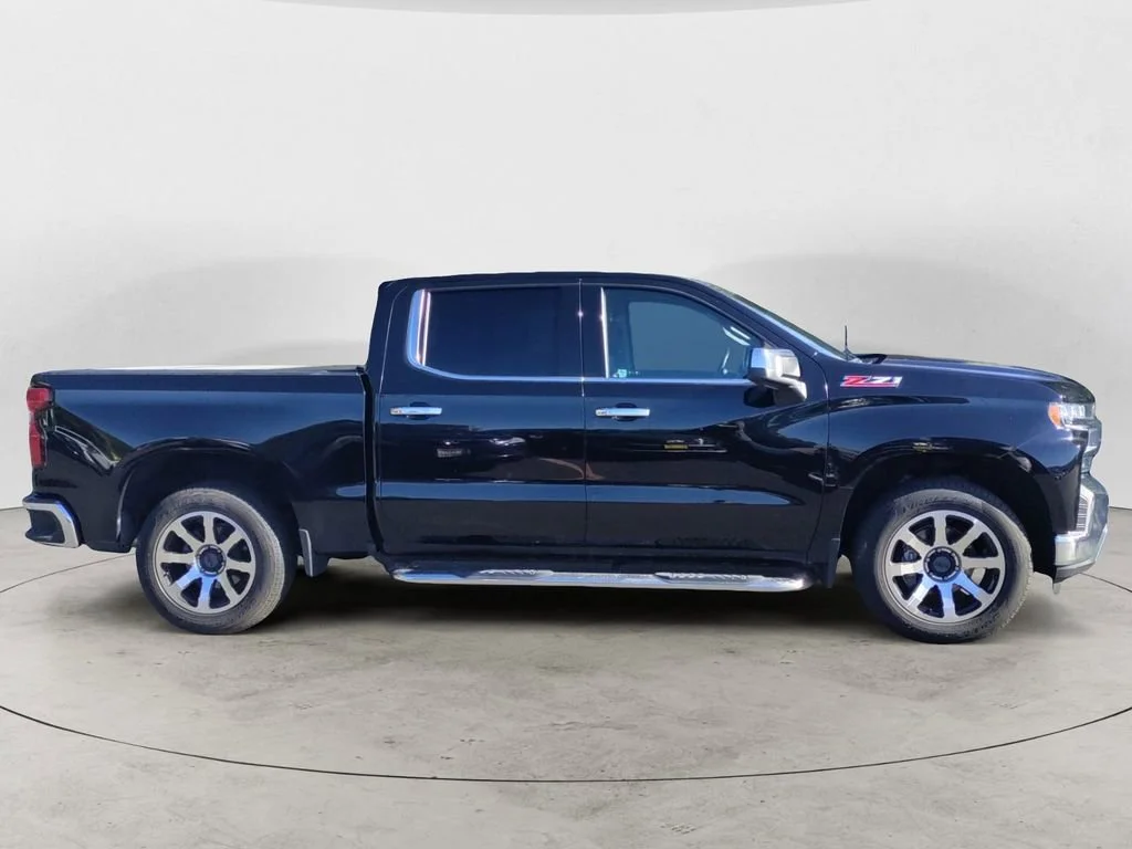 Used 2022 Black Chevrolet LTZ image 6