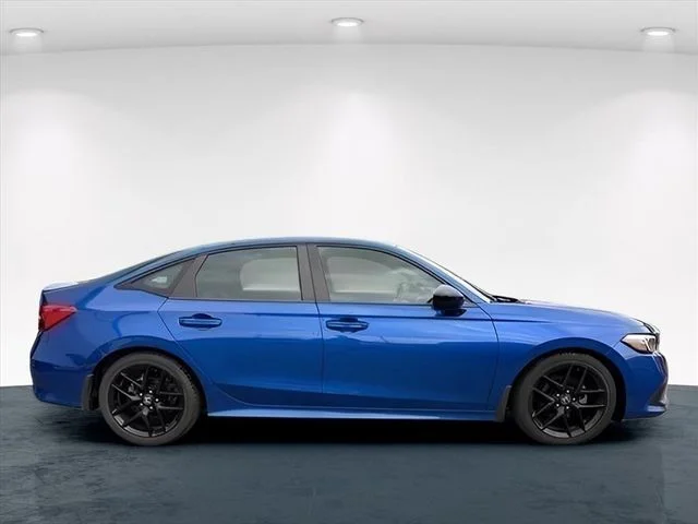 Used 2022 Blue Honda Sport image 11