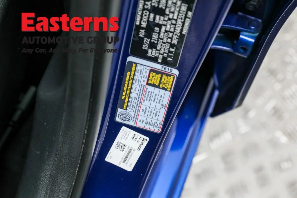 Used 2023 Blue Kia LXS image 33