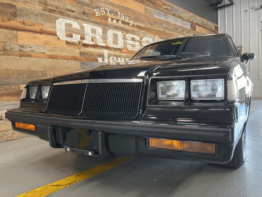 Used 1986 Black Buick Grand National image 9