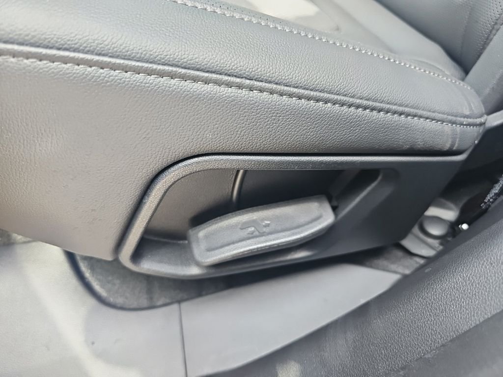 2025 Hyundai Tucson Limited - Photo 32