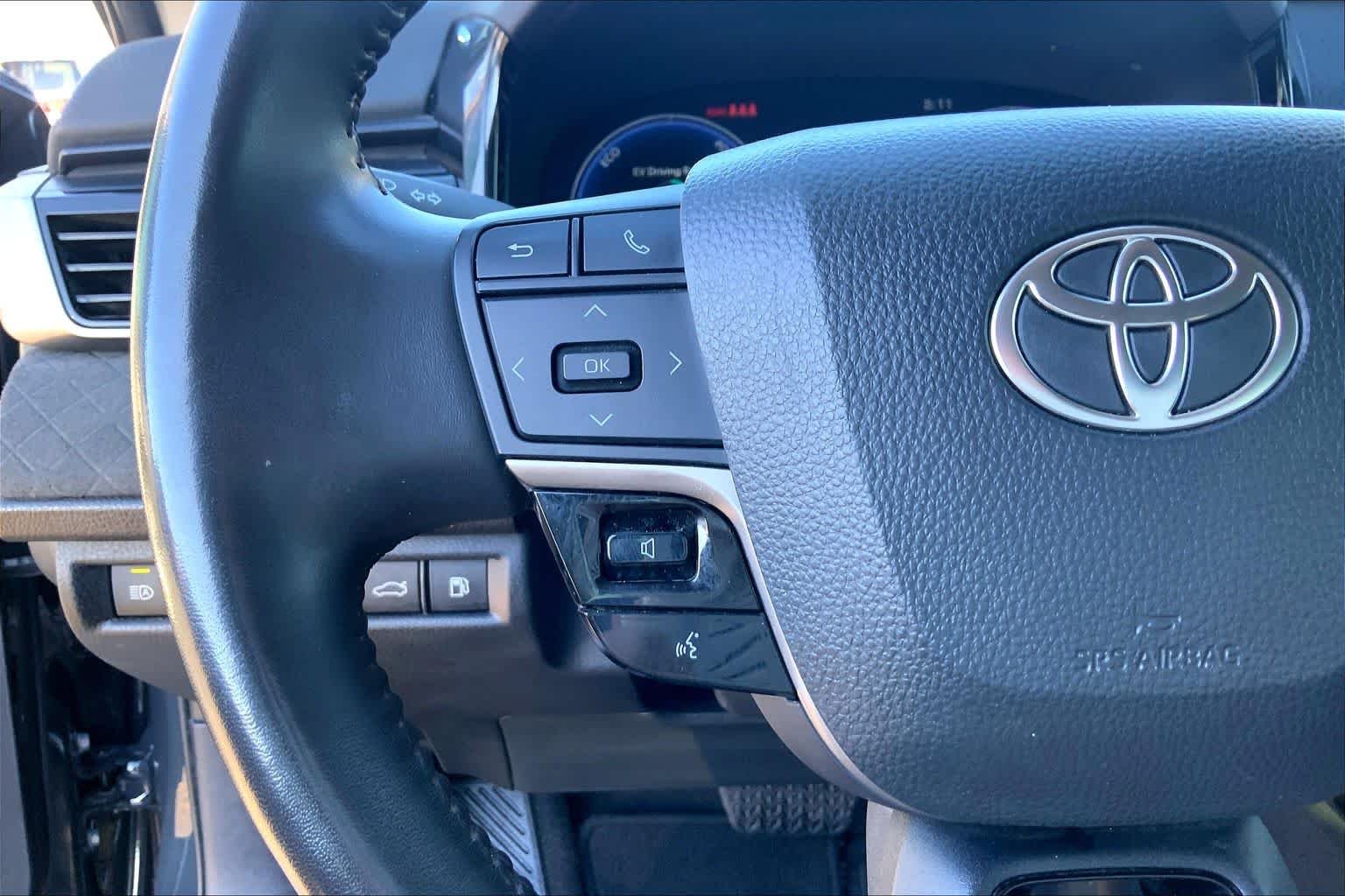 Used 2025 UNDERGROUND Toyota XLE image 24