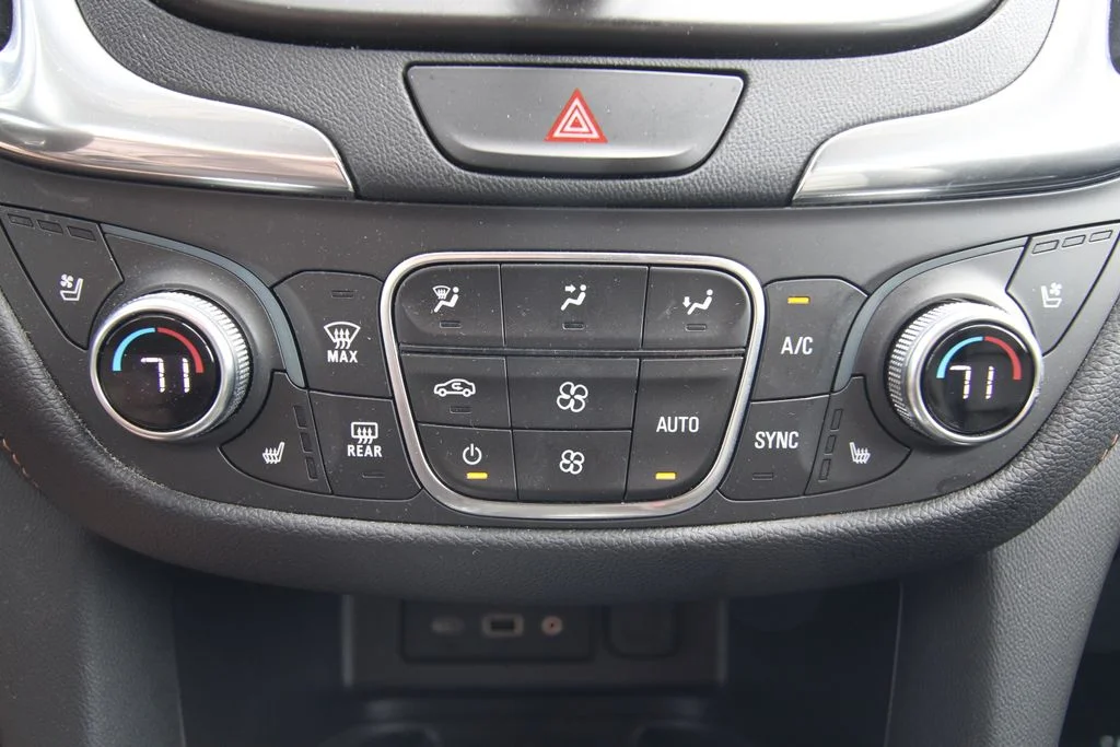 Used 2019 Cajun Red Tintcoat Chevrolet Premier image 28