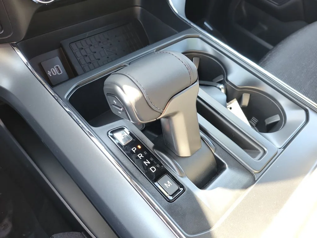 New 2026 Oxford White Ford XLT image 30