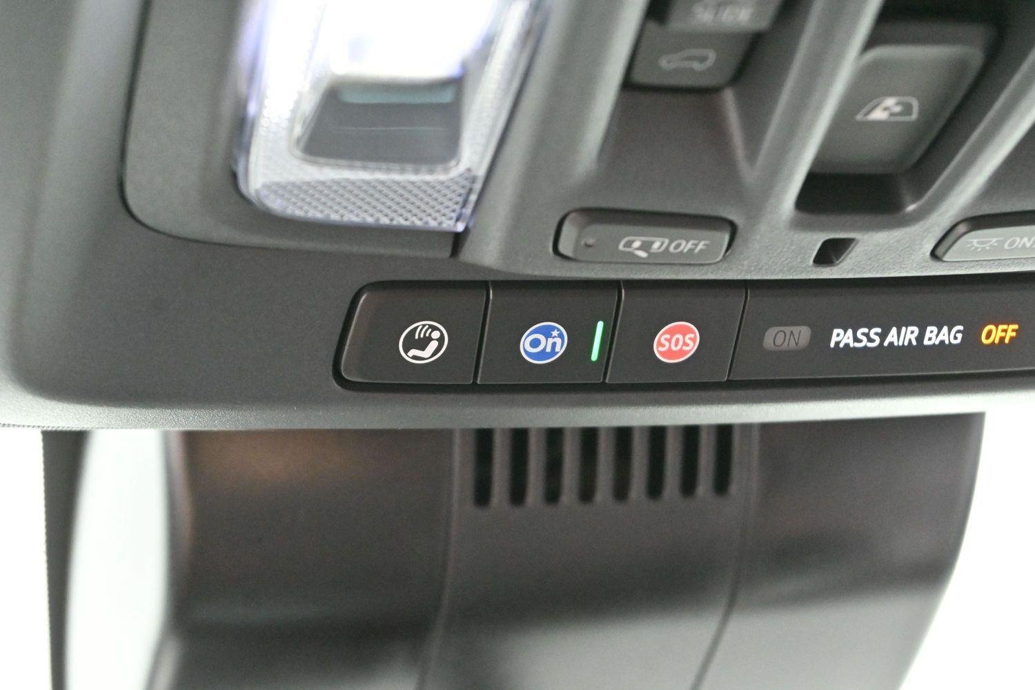 Used 2024 Titanium Rush Metallic GMC AT4 image 30