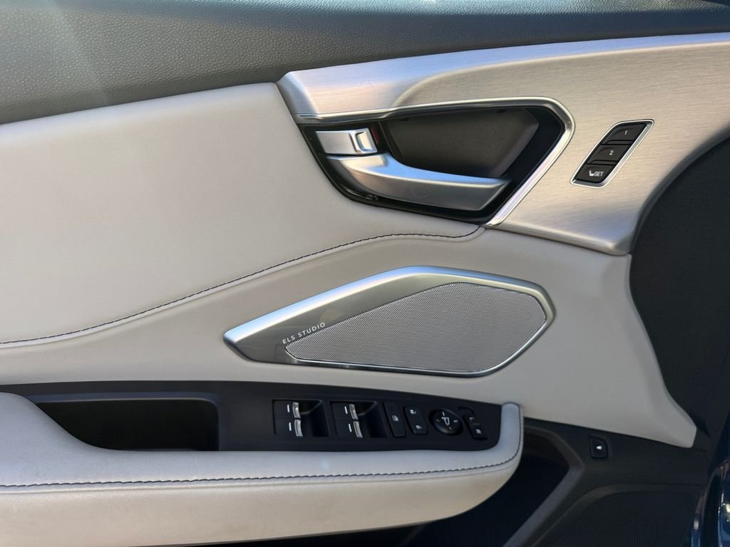Used 2021  Acura Technology Package image 11