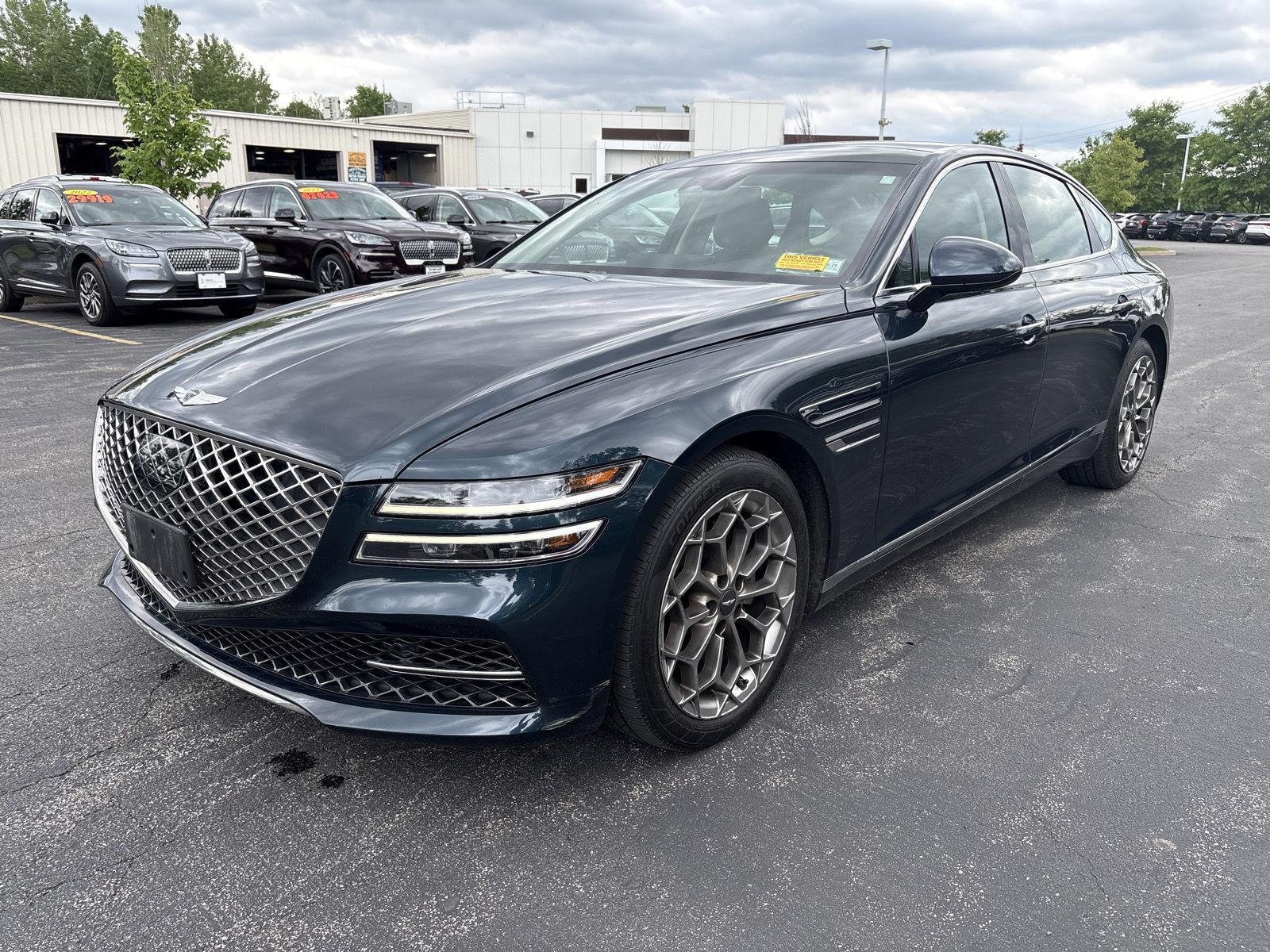 Used 2021 Tasman Blue Genesis 2.5T image 3
