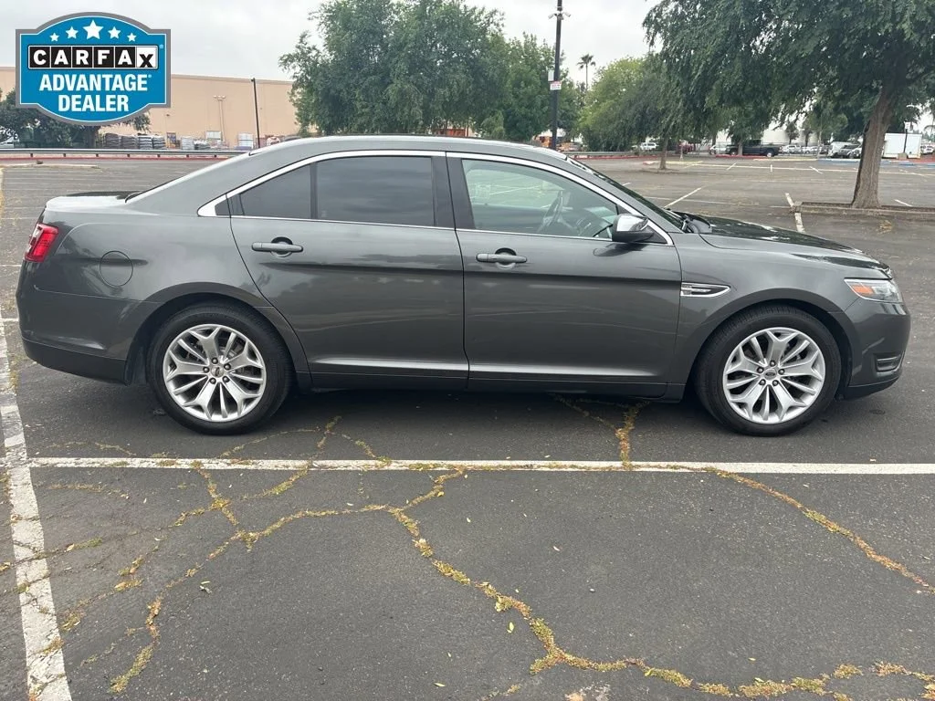 Used 2016 Ford Taurus Limited with VIN 1FAHP2F88GG111152 for sale in Clovis, CA