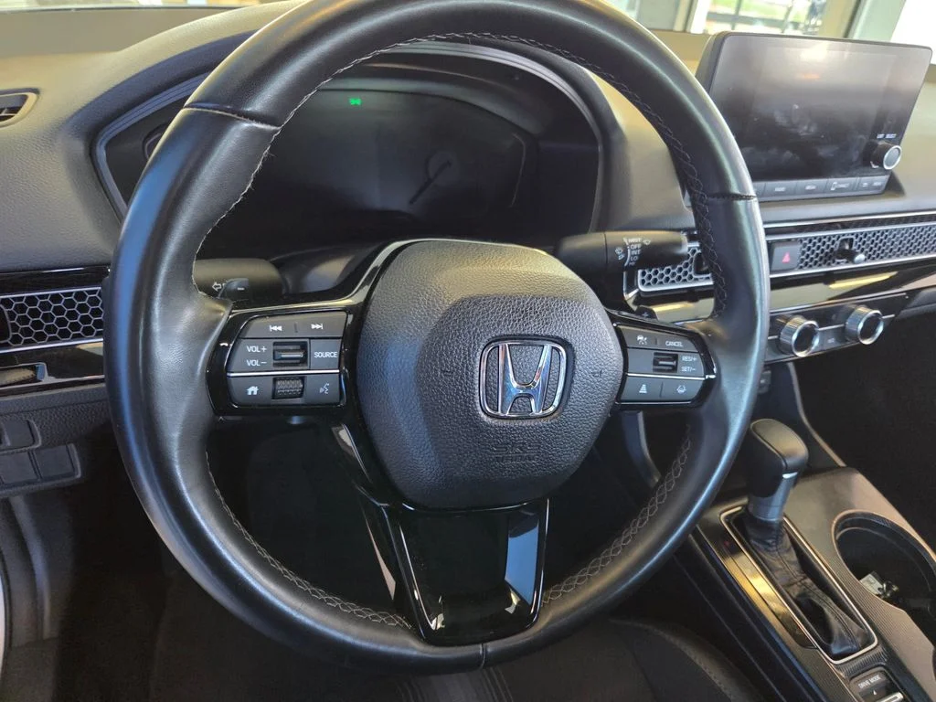 Certified Used 2025 Solar Silver Metallic Honda Sport image 31