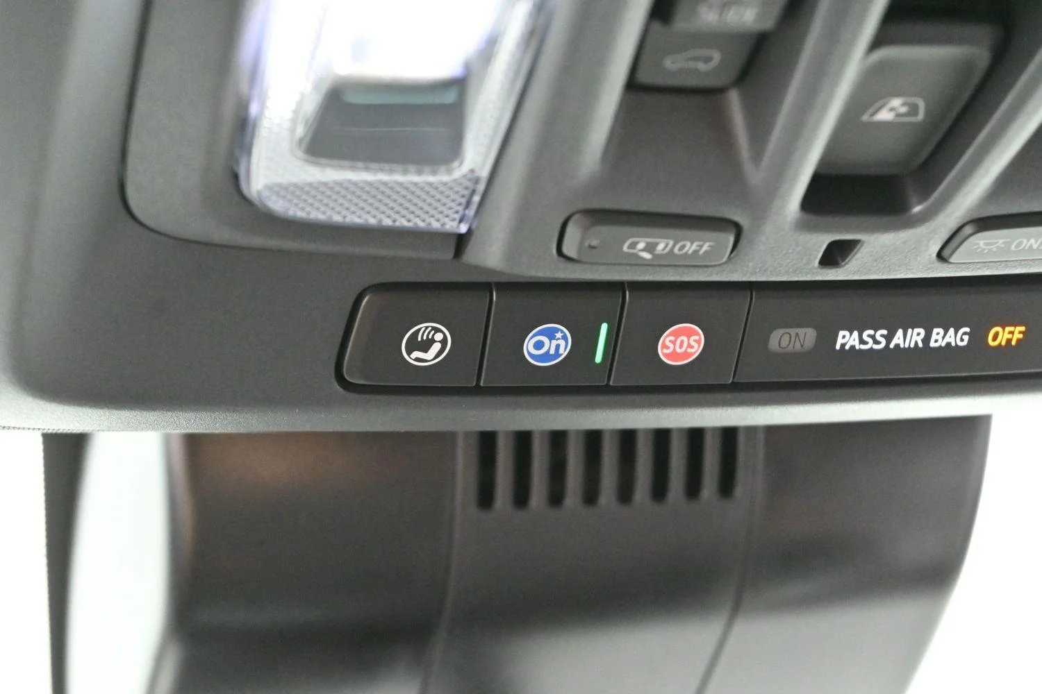 Used 2024 Titanium Rush Metallic GMC AT4 image 30