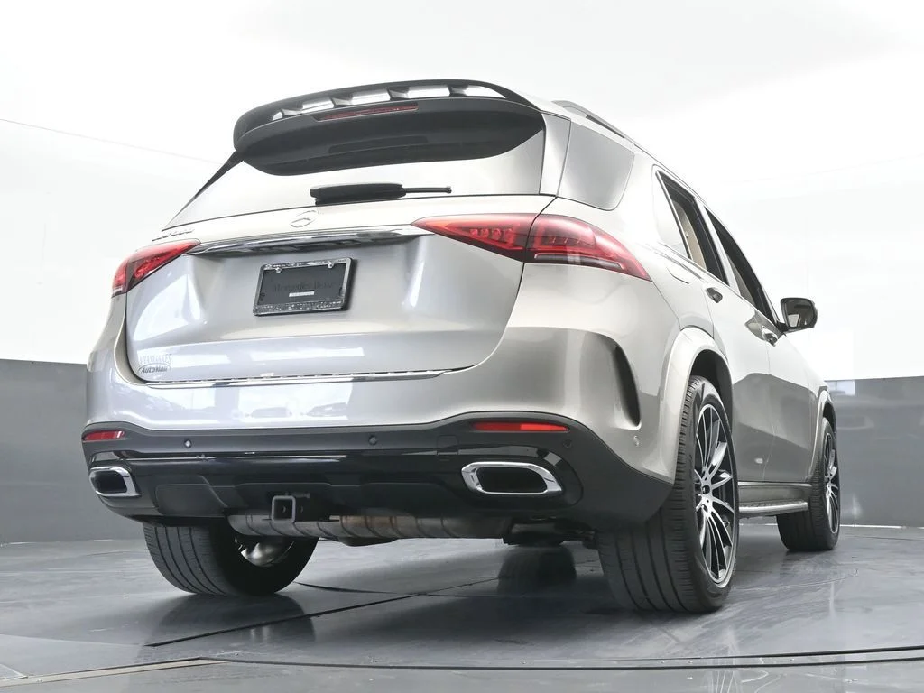 Used 2022 Gold Mercedes-Benz GLE 350 image 62