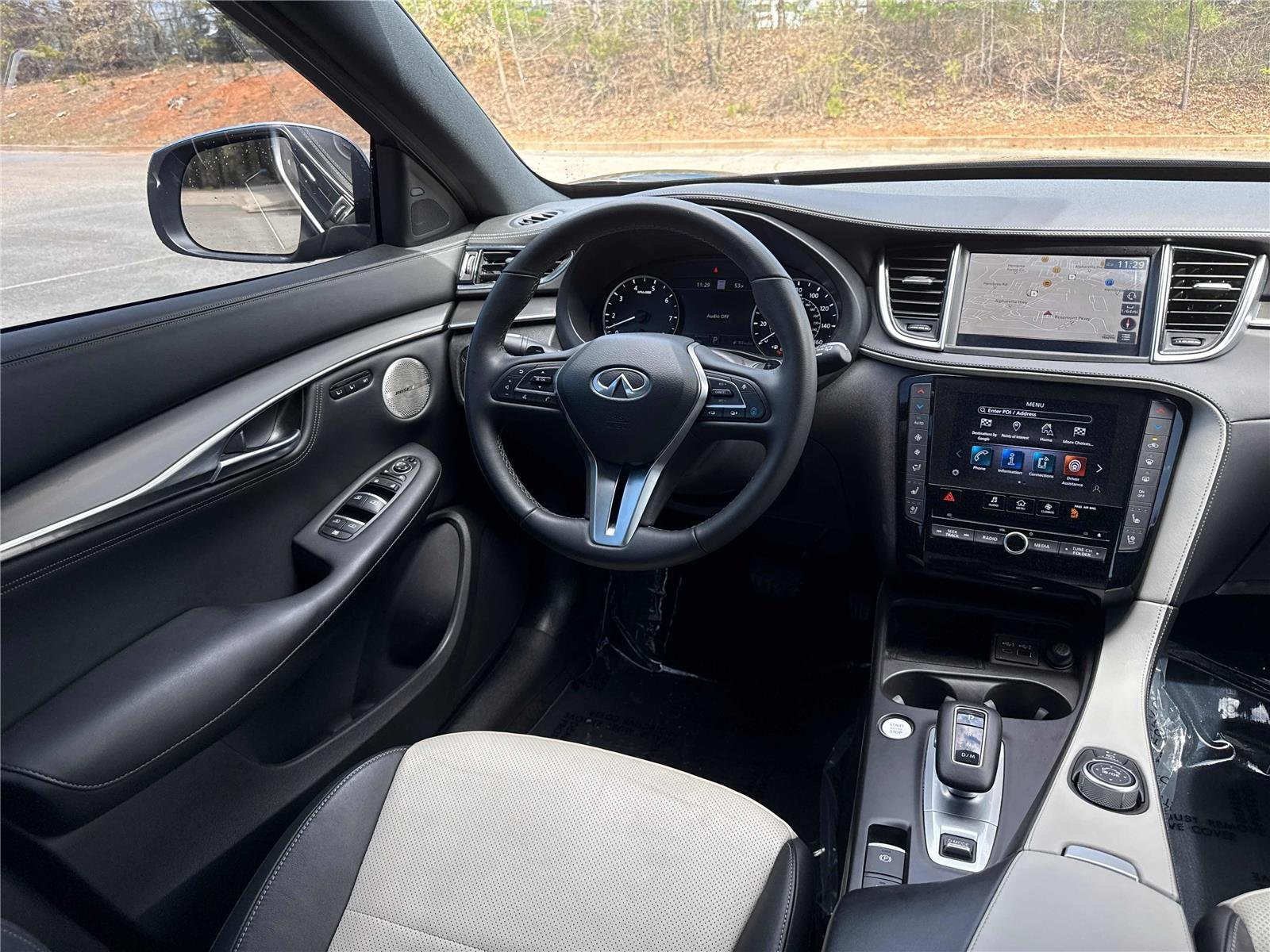 Used 2025 Black Obsidian INFINITI ESSENTIAL image 14