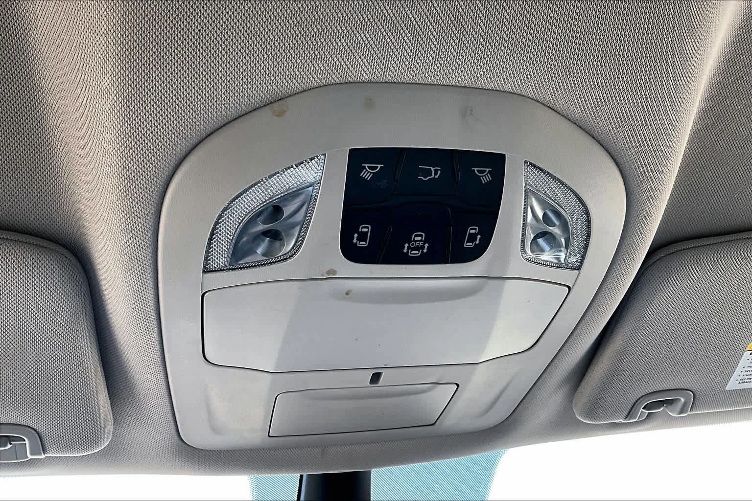 Used 2023 Granite Crystal Metallic Clearcoat Chrysler Touring L image 29