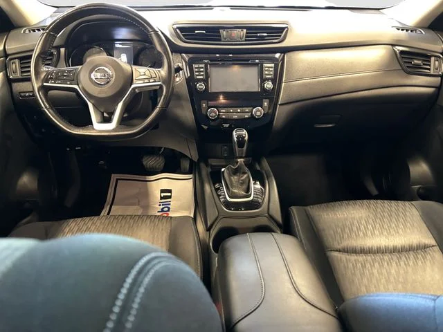 Used 2017 White Nissan SV image 11