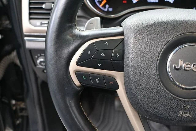 Used 2017 Black Jeep Limited image 26