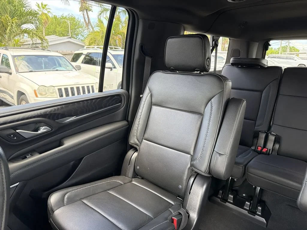 Used 2022 Onyx Black GMC Denali image 12